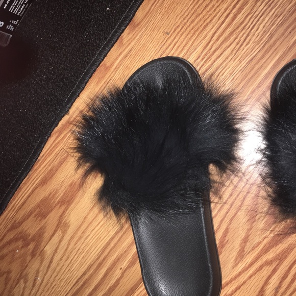 Fur slides - Picture 3 of 5